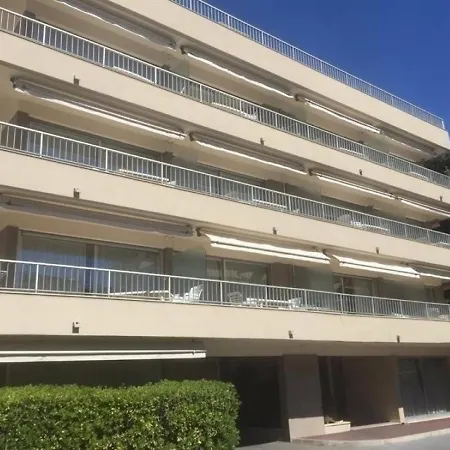Emplacement Exceptionnel - Studio 2/3 Personnes - Proche Plage Et Commerces 4 * Saint-Raphaël
